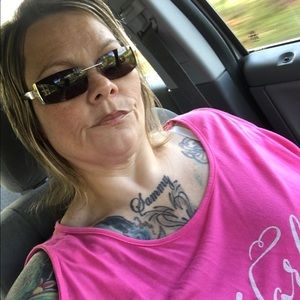 Meet your Posher, Leeanne